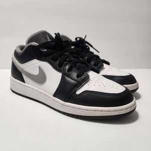 Air Jordan 1 Low GS Black White Grey Size 5.5Y/ Women's 7